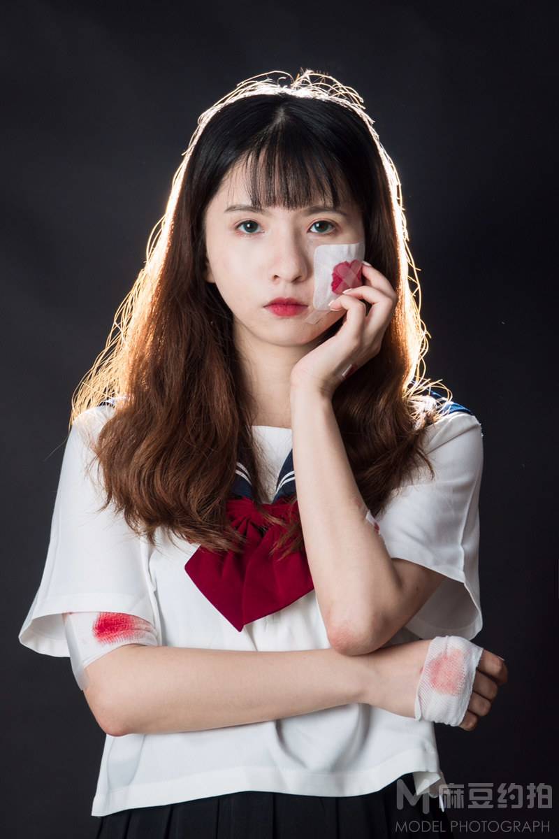情绪模特