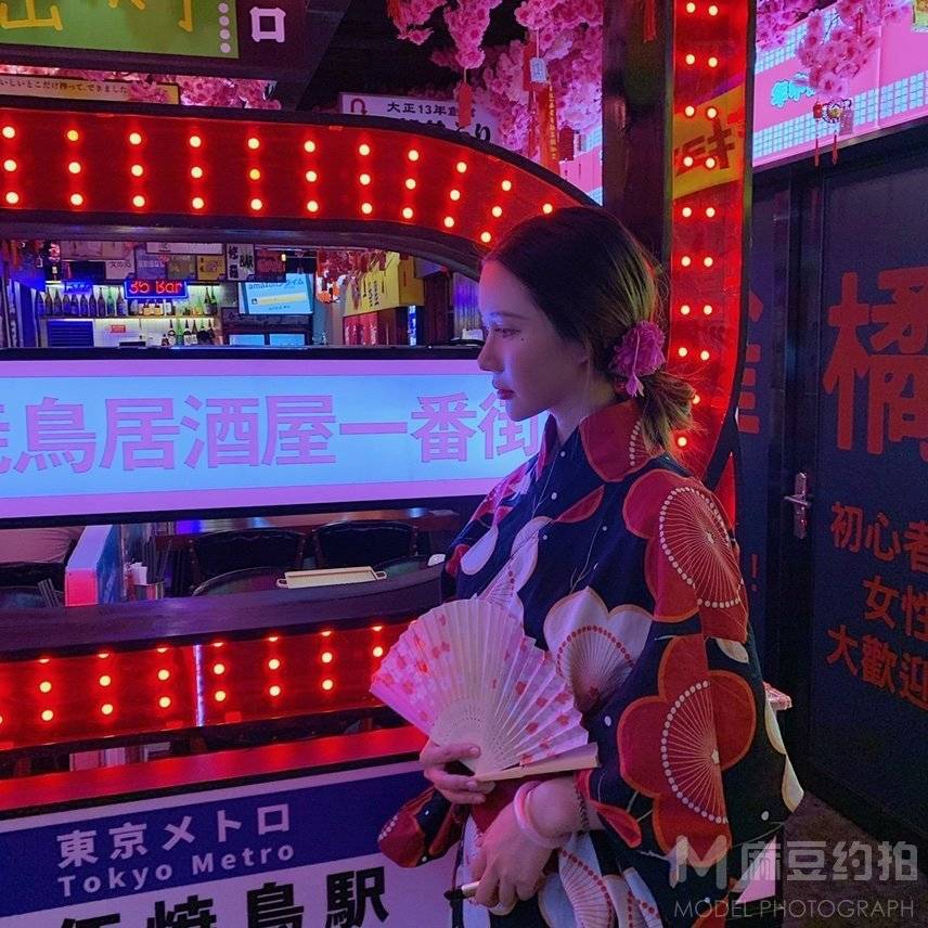 暗黑模特