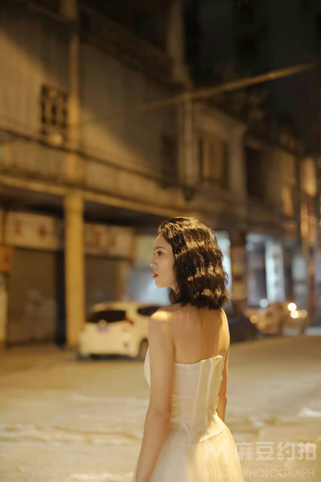 夜景模特