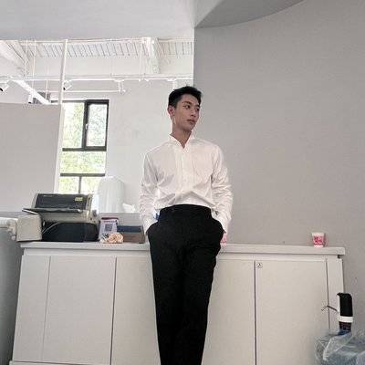 黑白模特