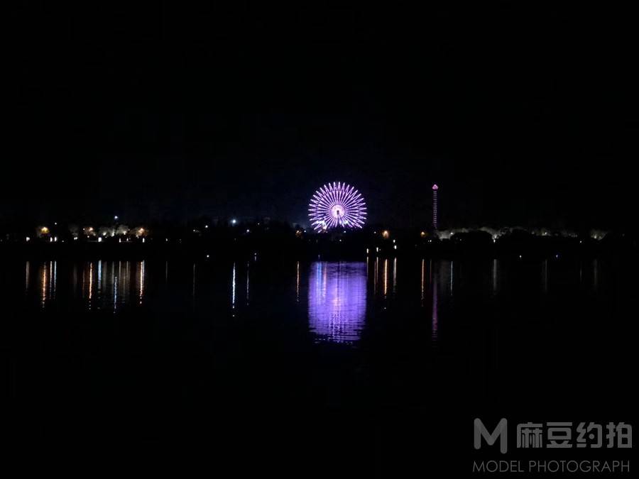 胶片模特