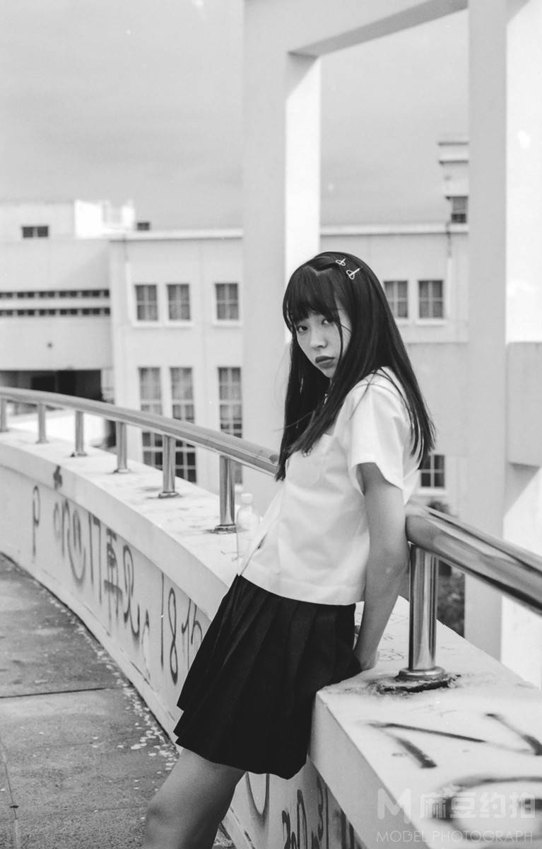 胶片模特