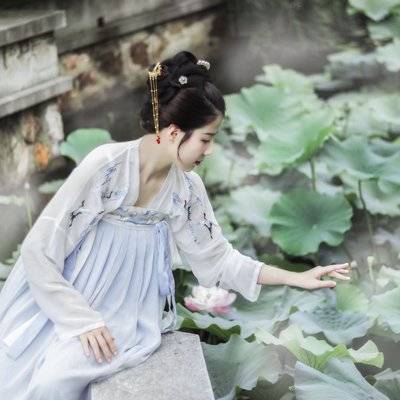 汉服模特