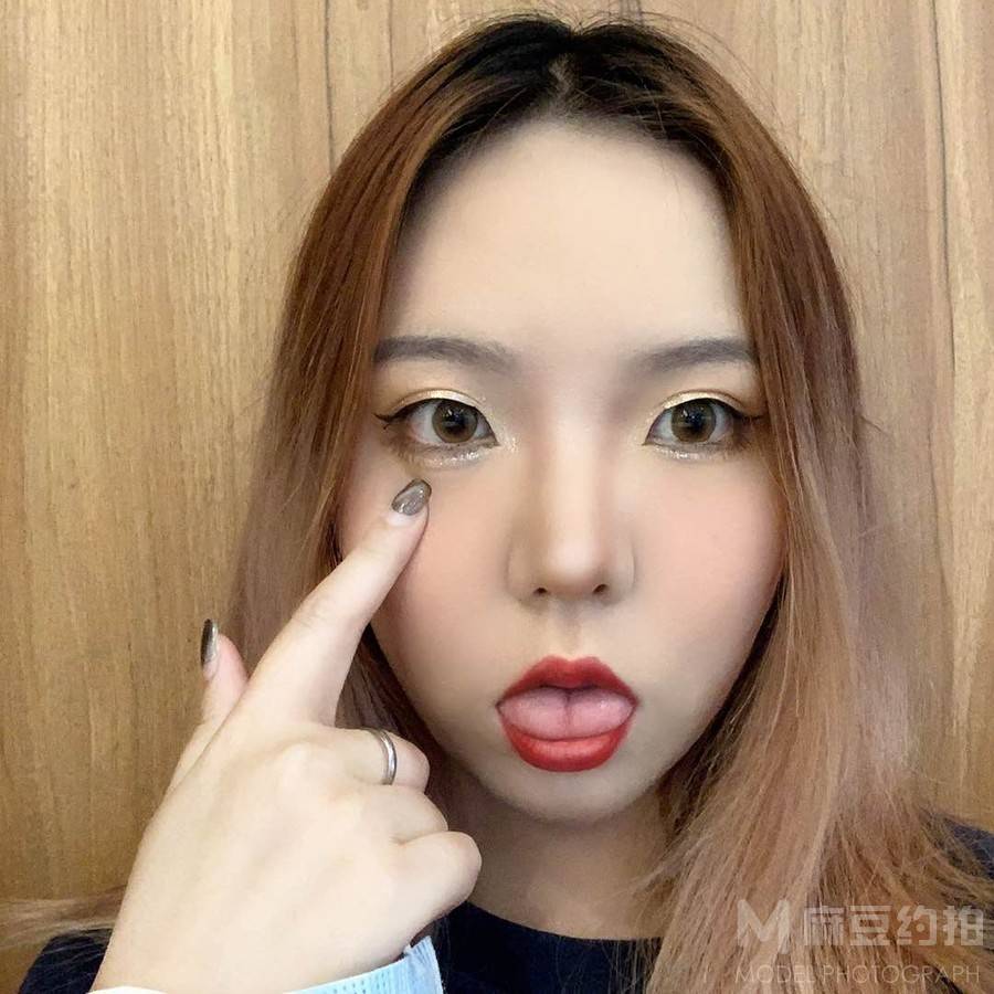 暗黑模特