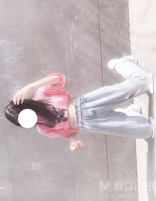 清新模特