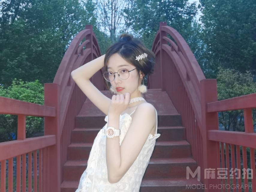 校园模特