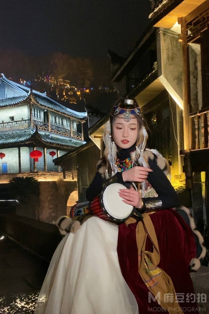 夜景模特