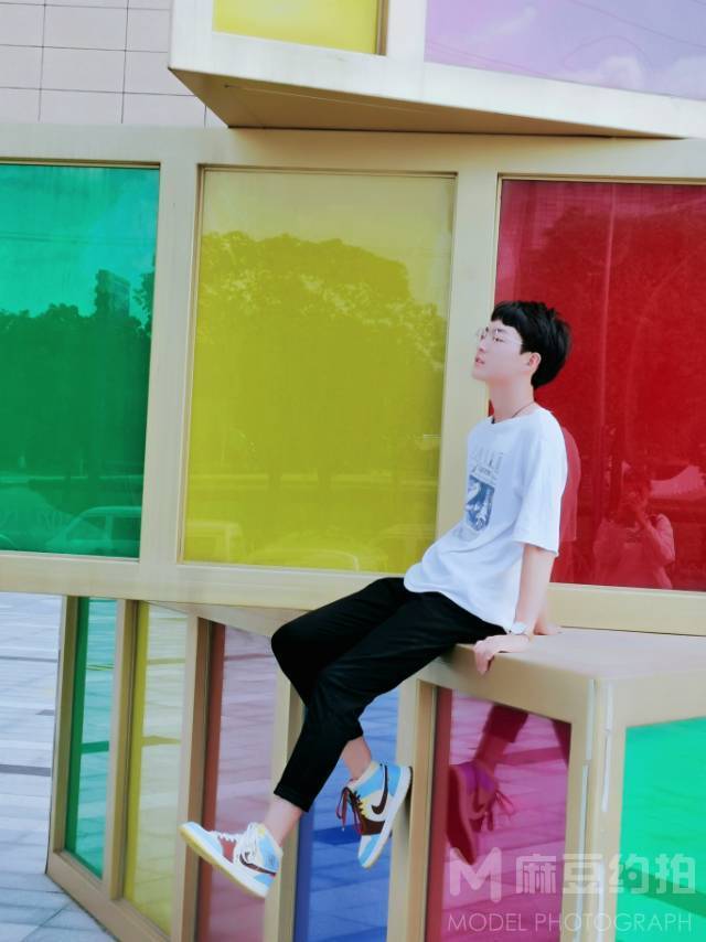 校园模特