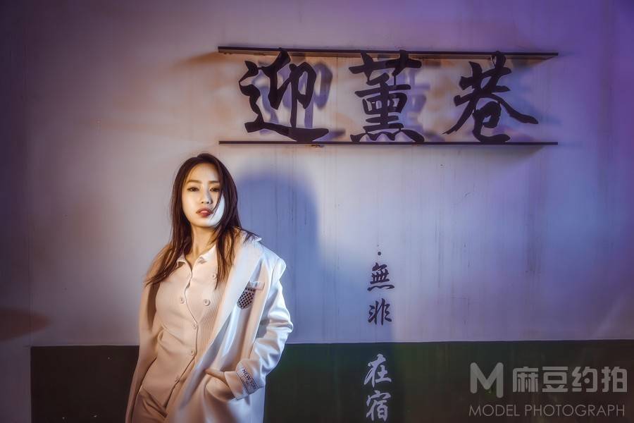 夜景模特