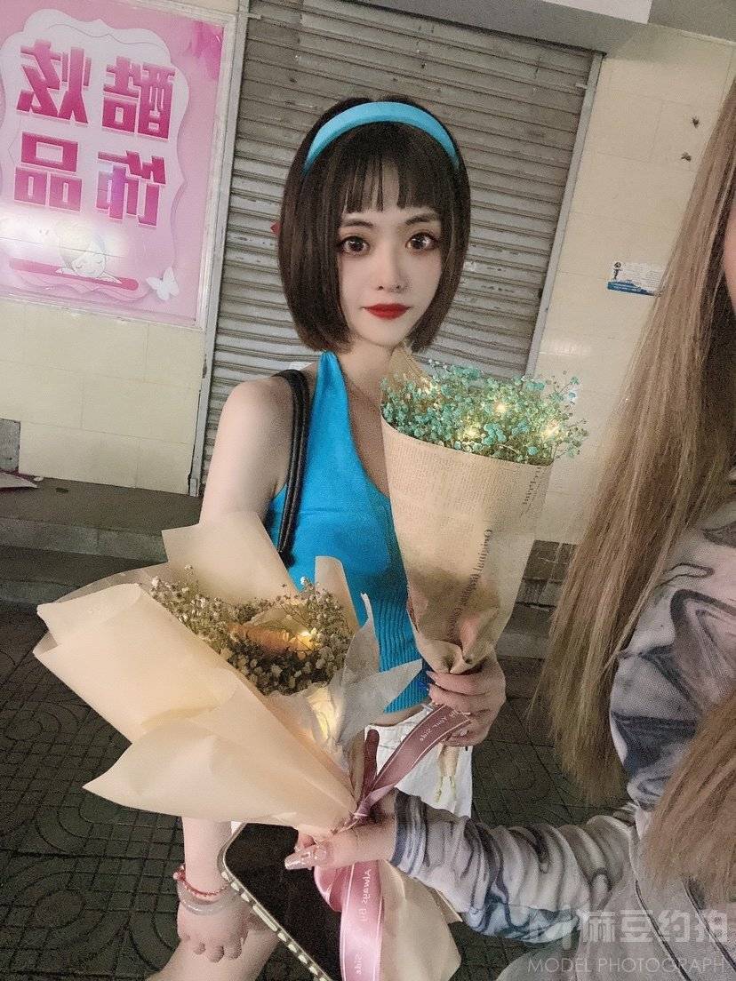 妆容模特