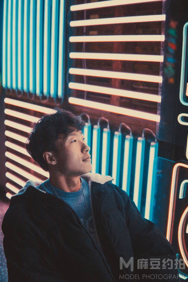 夜景模特