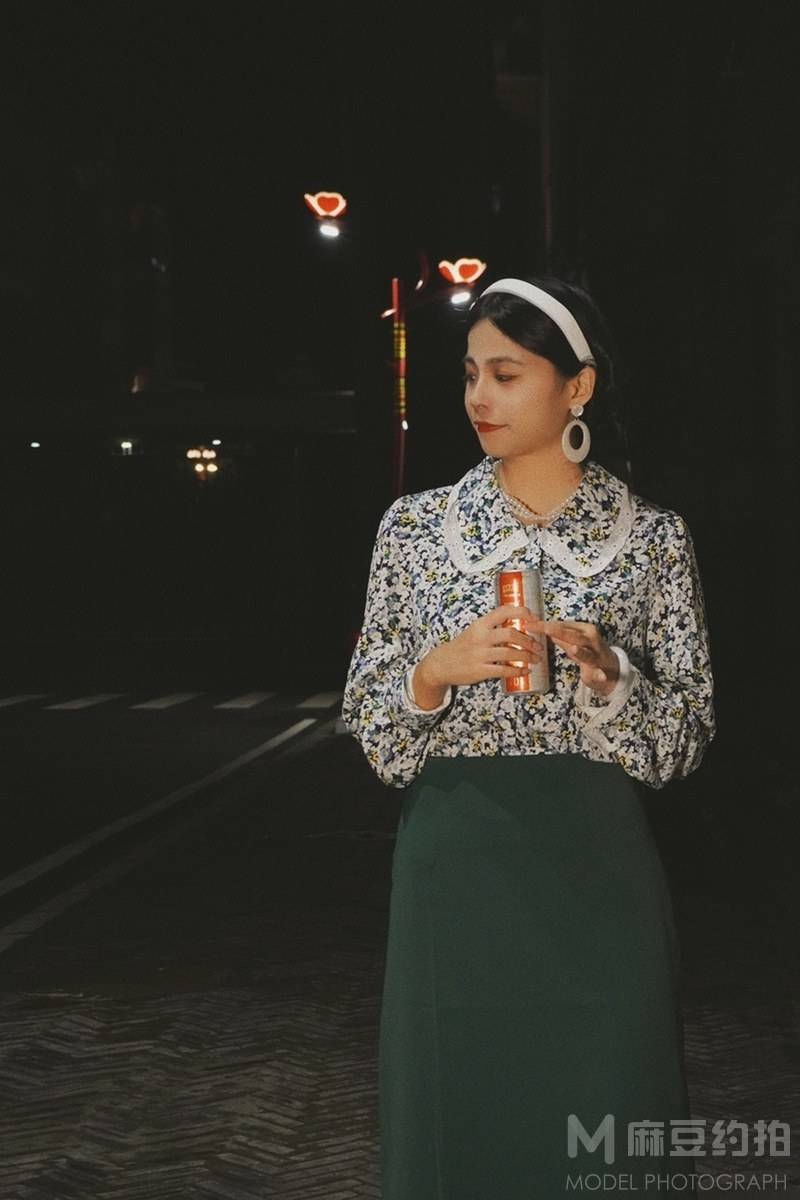 胶片模特