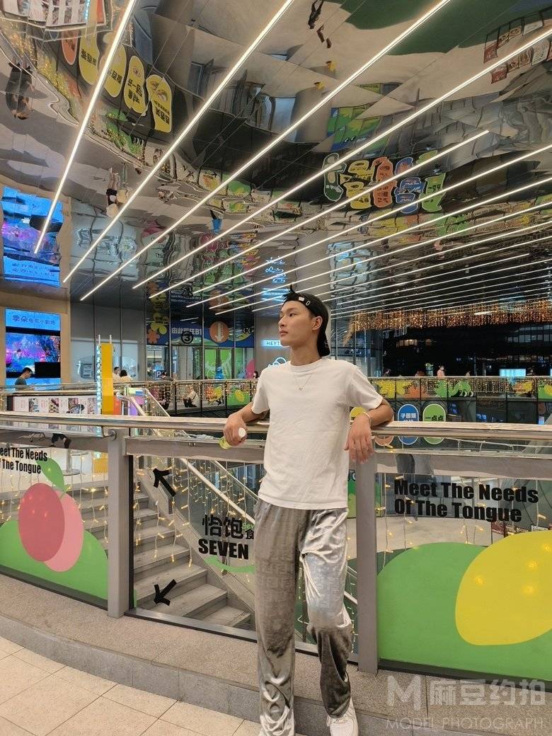 清新模特