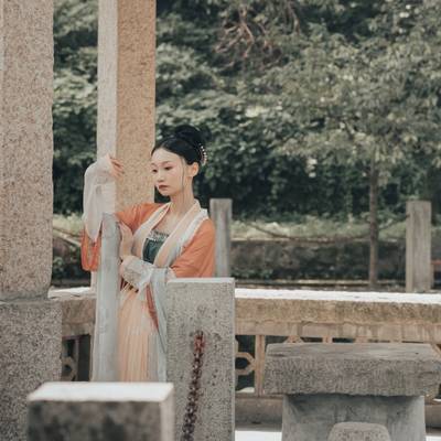 汉服模特