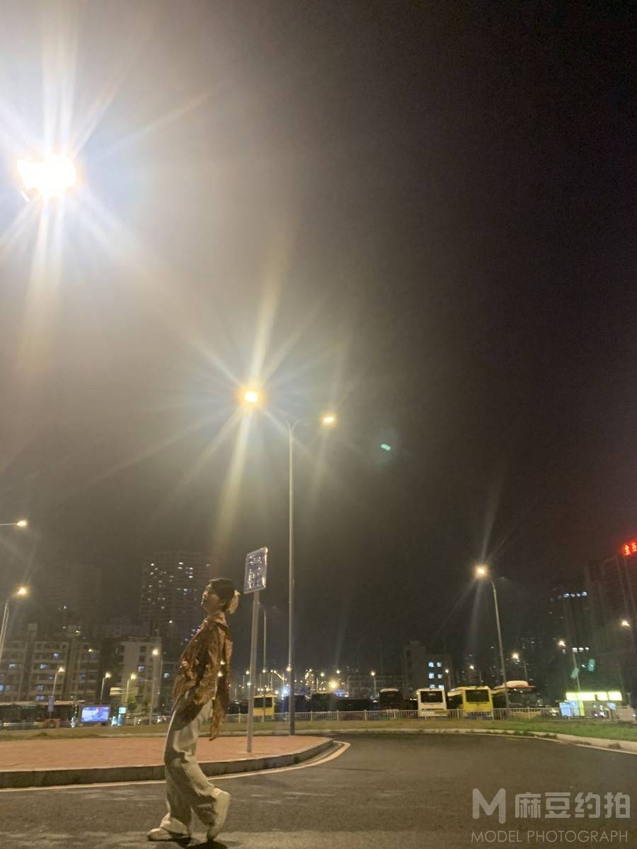 纪实模特