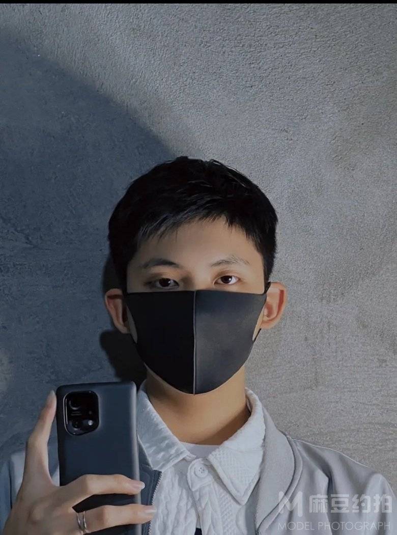 黑白模特