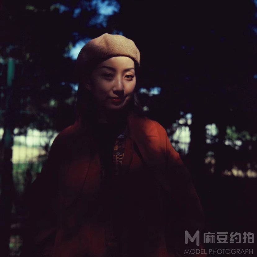 胶片模特