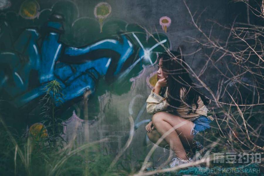 情绪模特