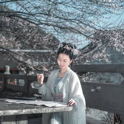汉服模特
