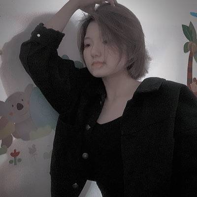 黑白模特
