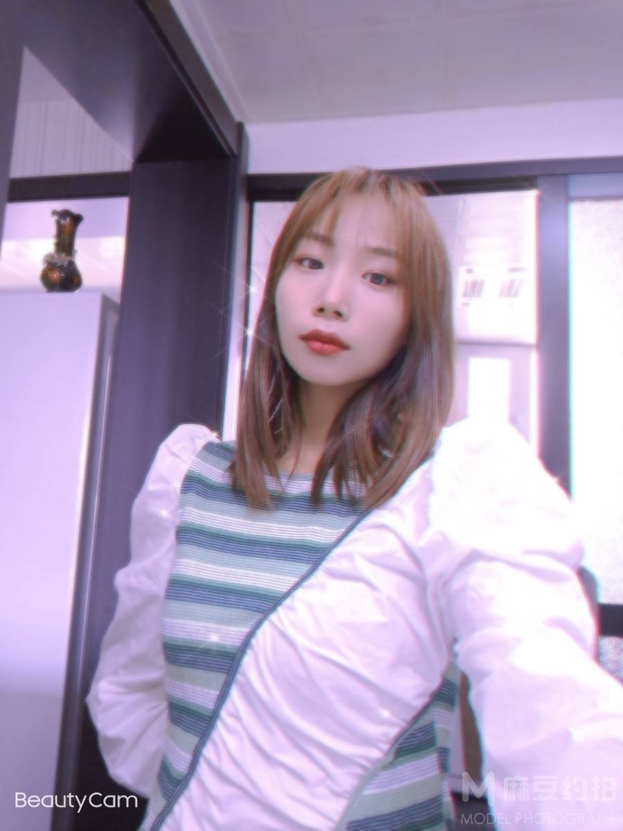 胶片模特