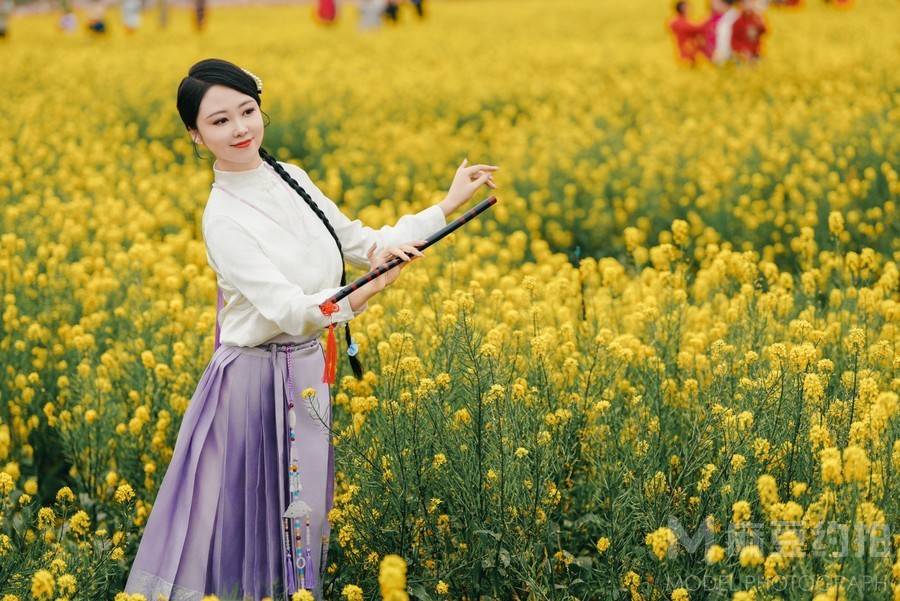 清新模特