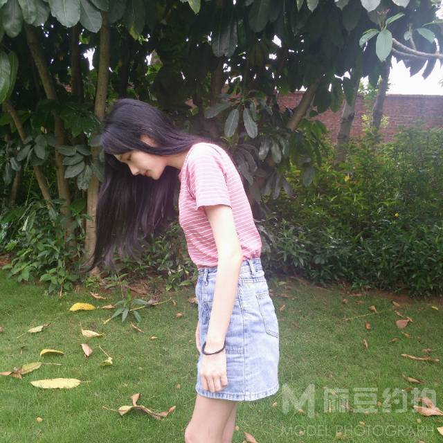 清新模特