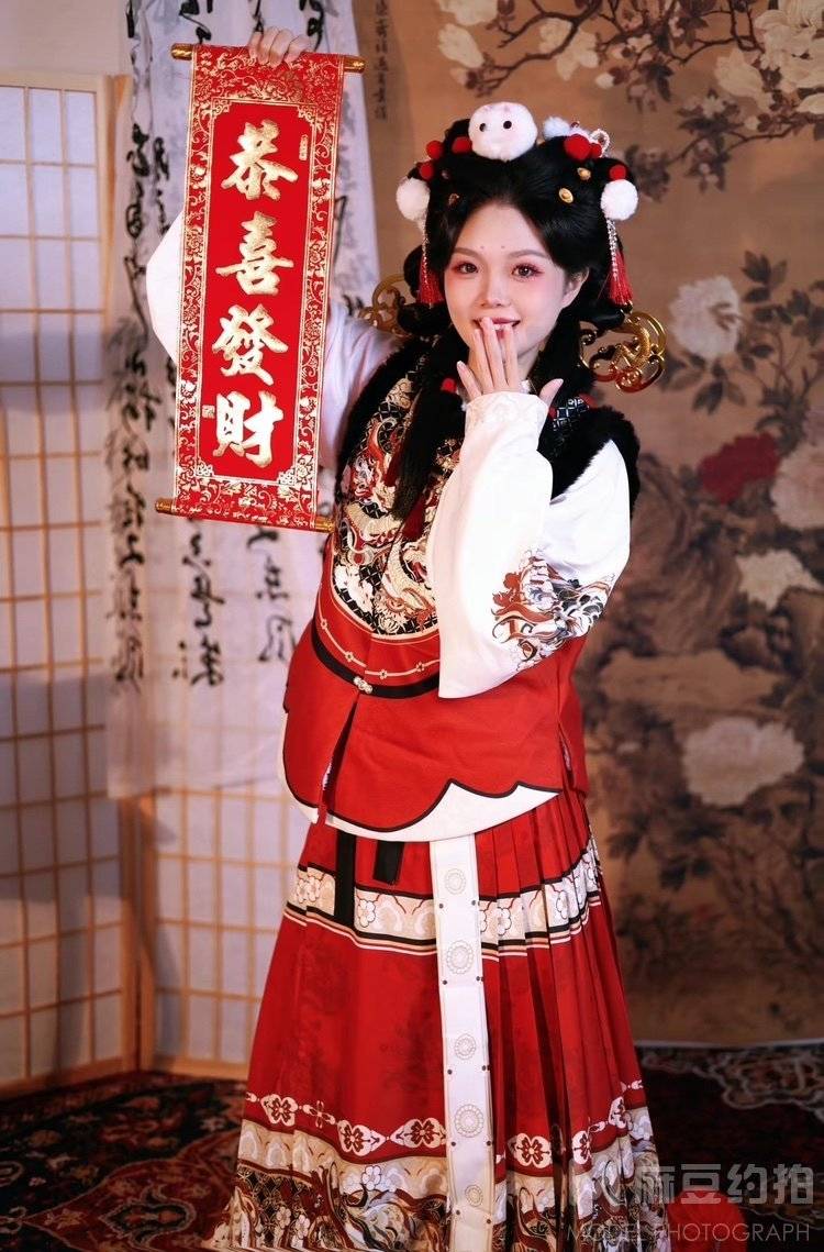 汉服模特