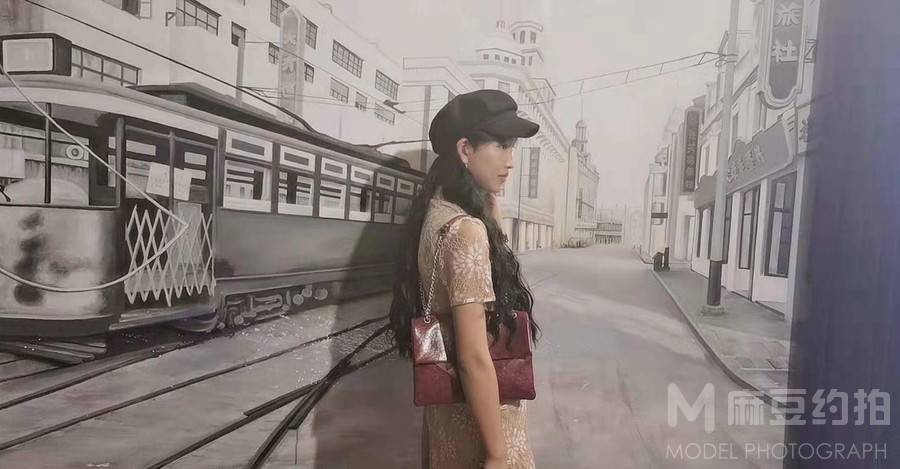 校园模特