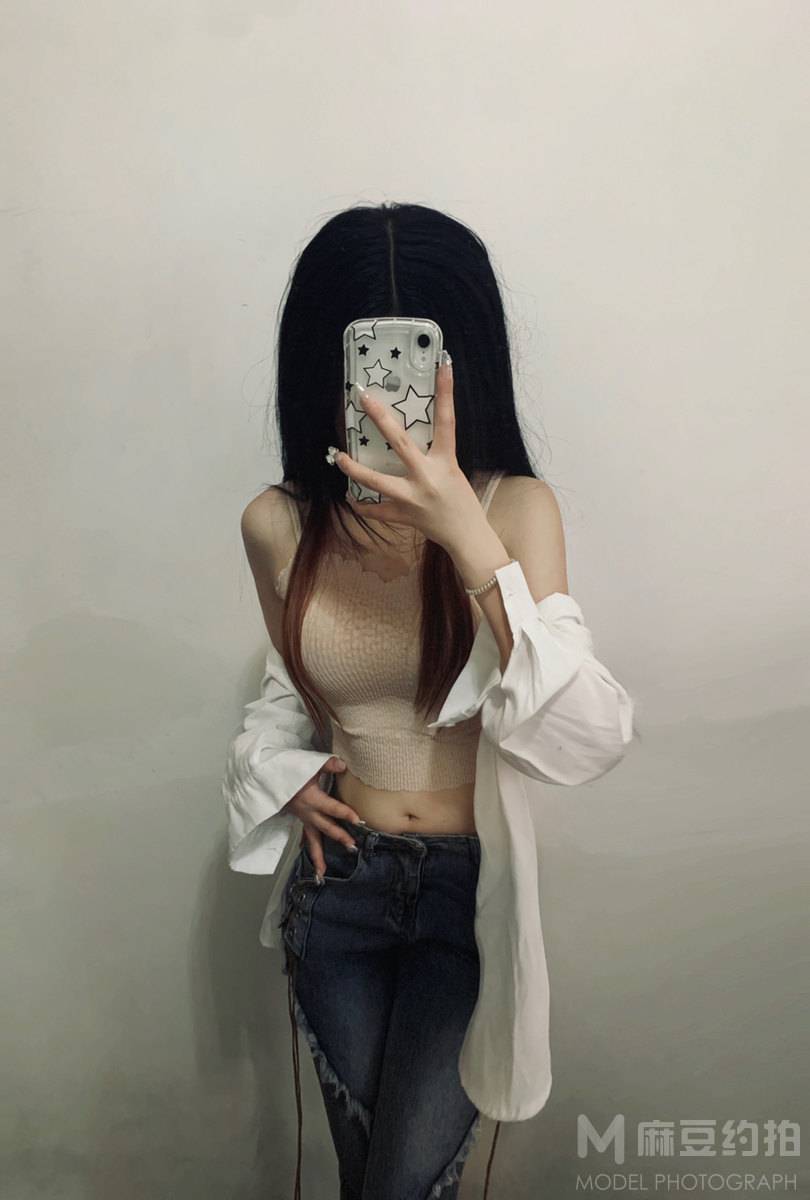 纪实模特