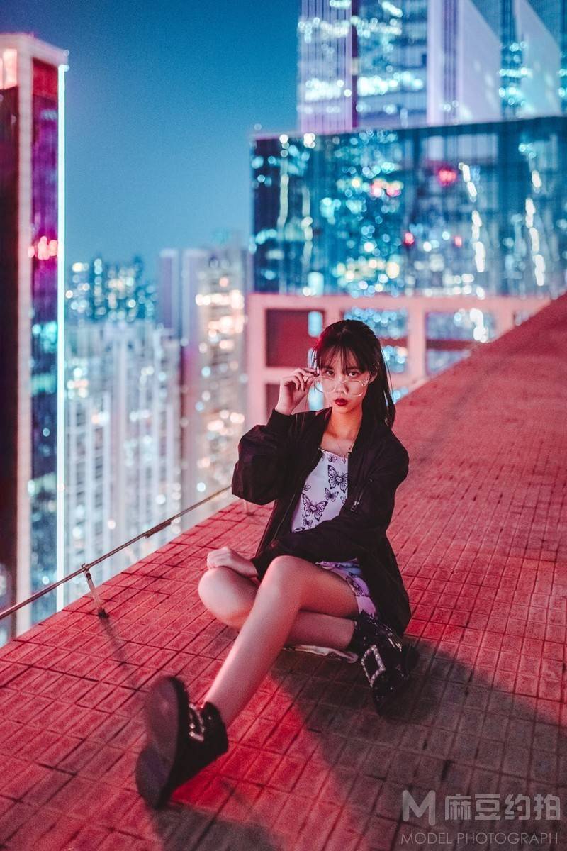 夜景模特