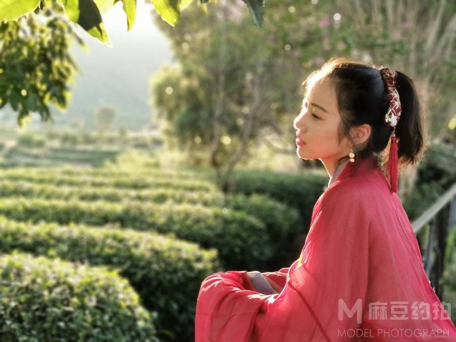 汉服模特