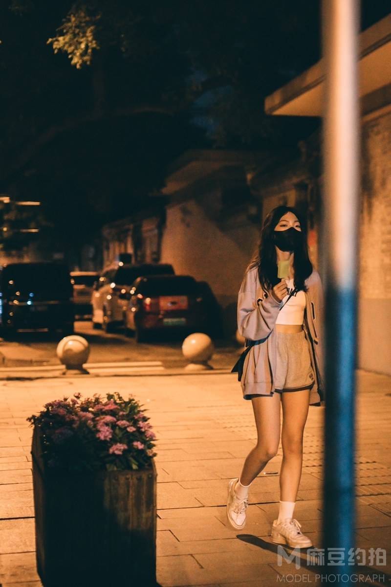 黑白模特