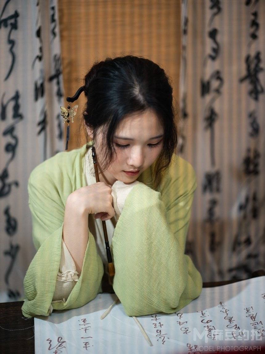 清新模特