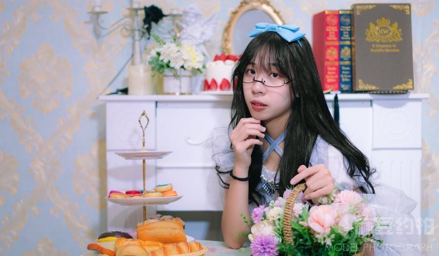 妆容模特