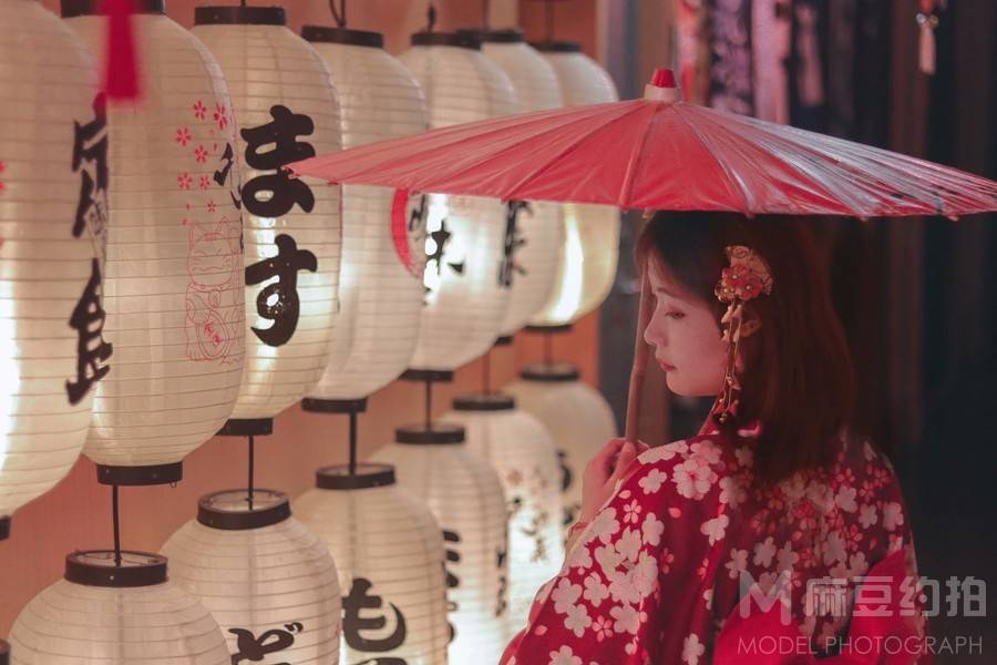 夜景模特