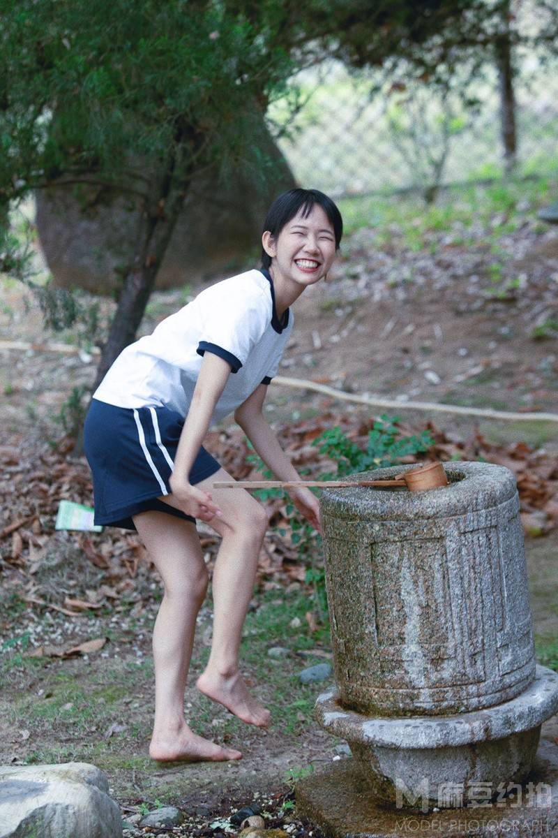 宝丽来模特