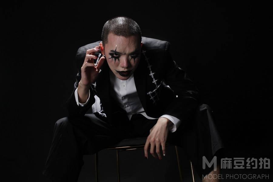 暗黑模特