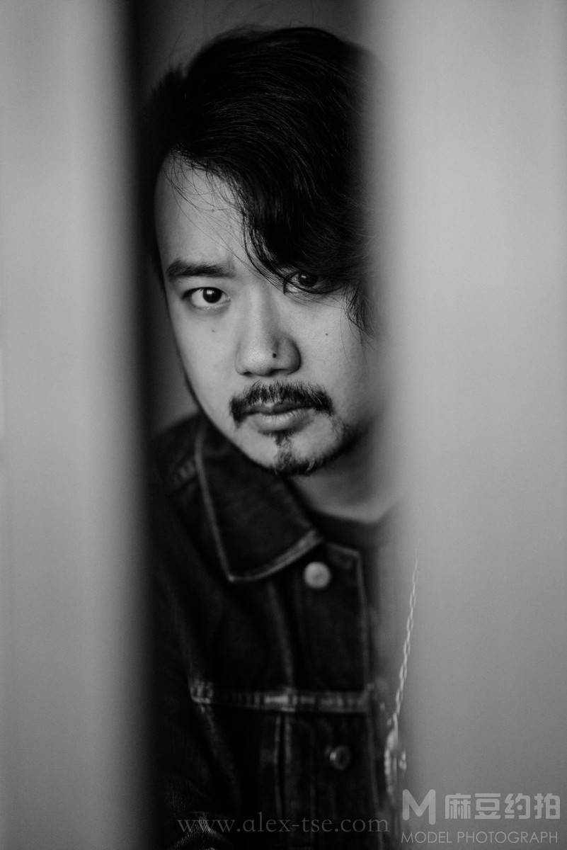 黑白模特