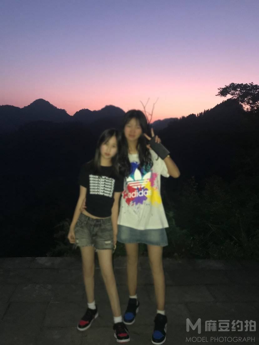 胶片模特