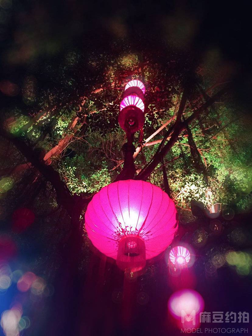 夜景模特