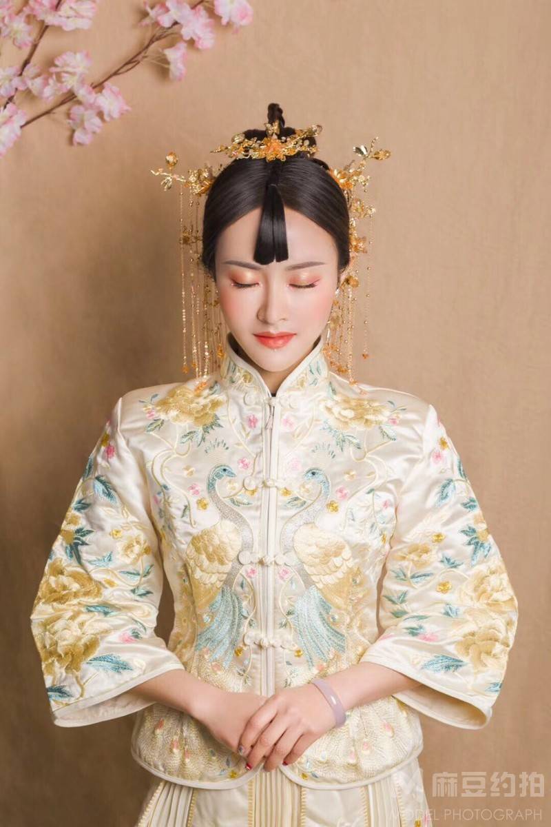 妆容模特