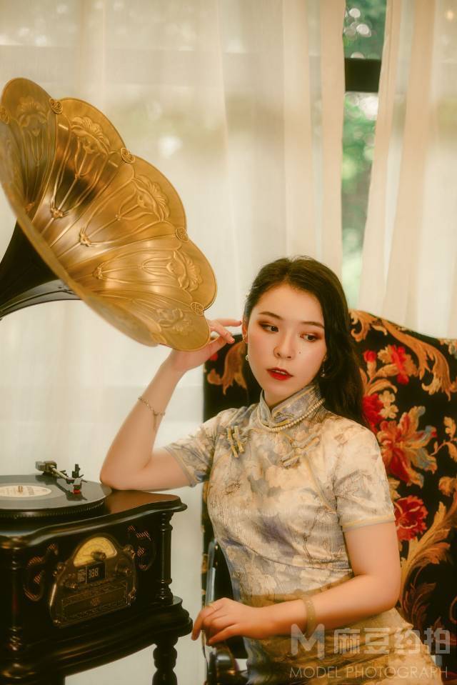 民国模特