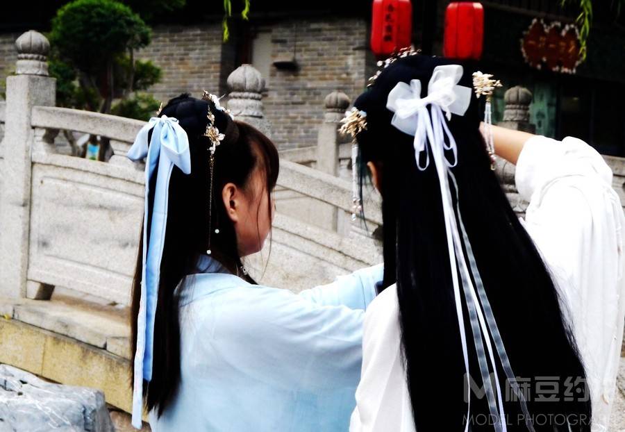 汉服模特