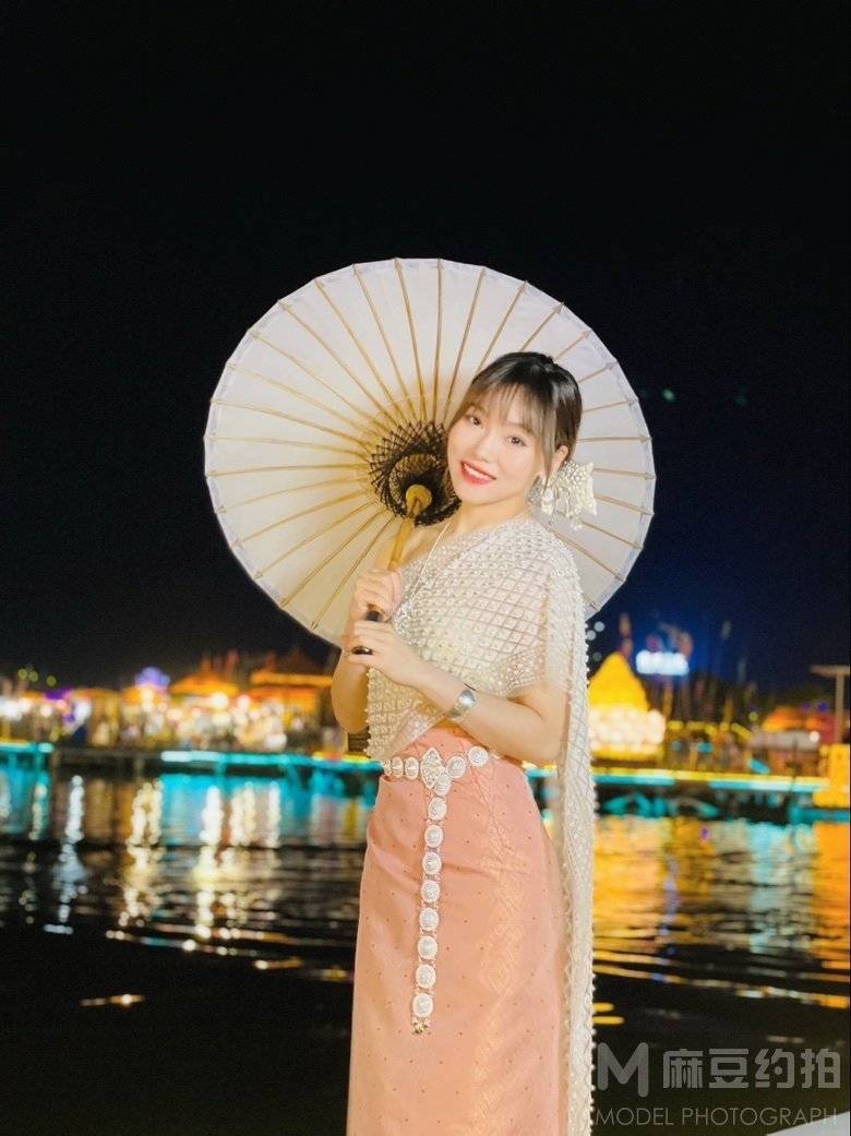 纪实模特