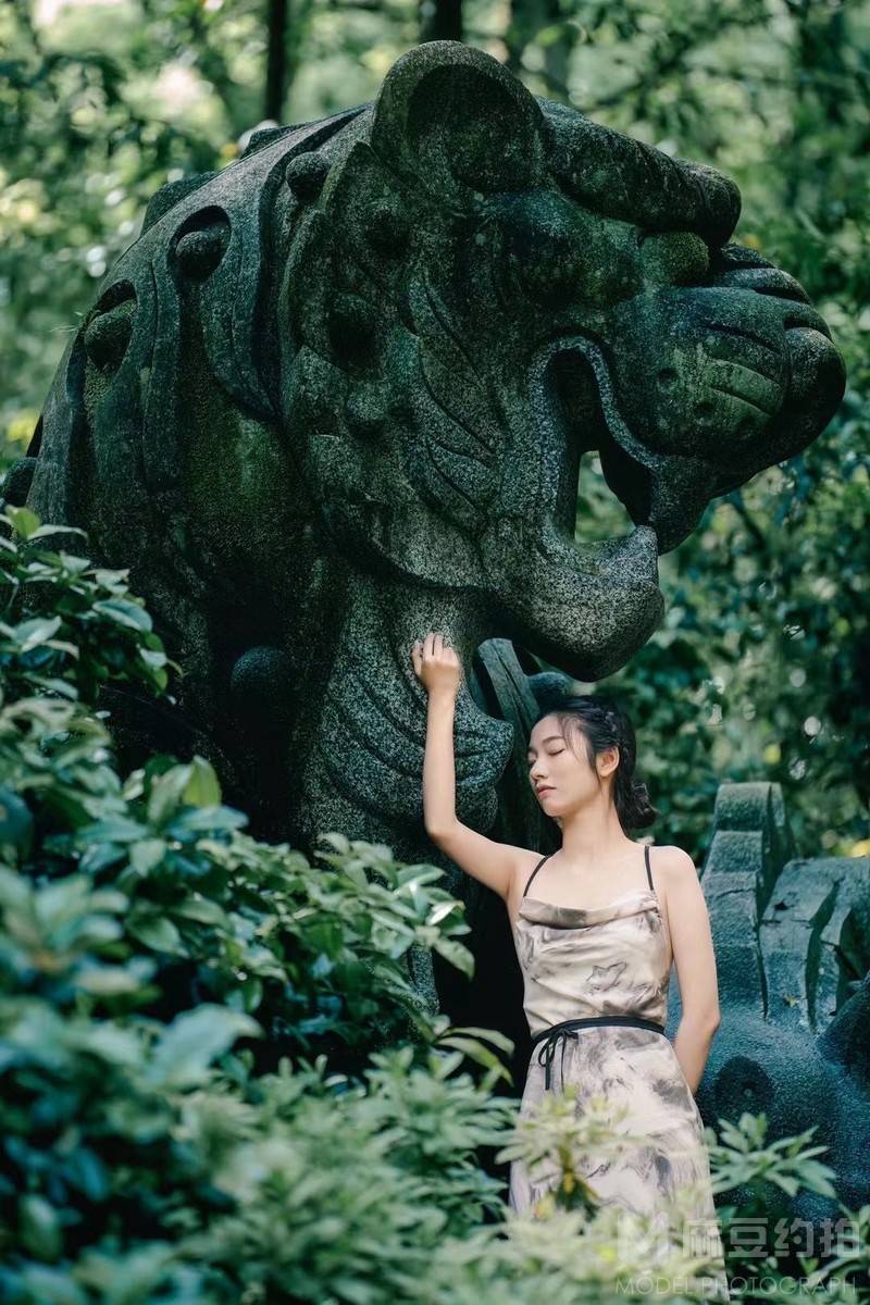 民国模特