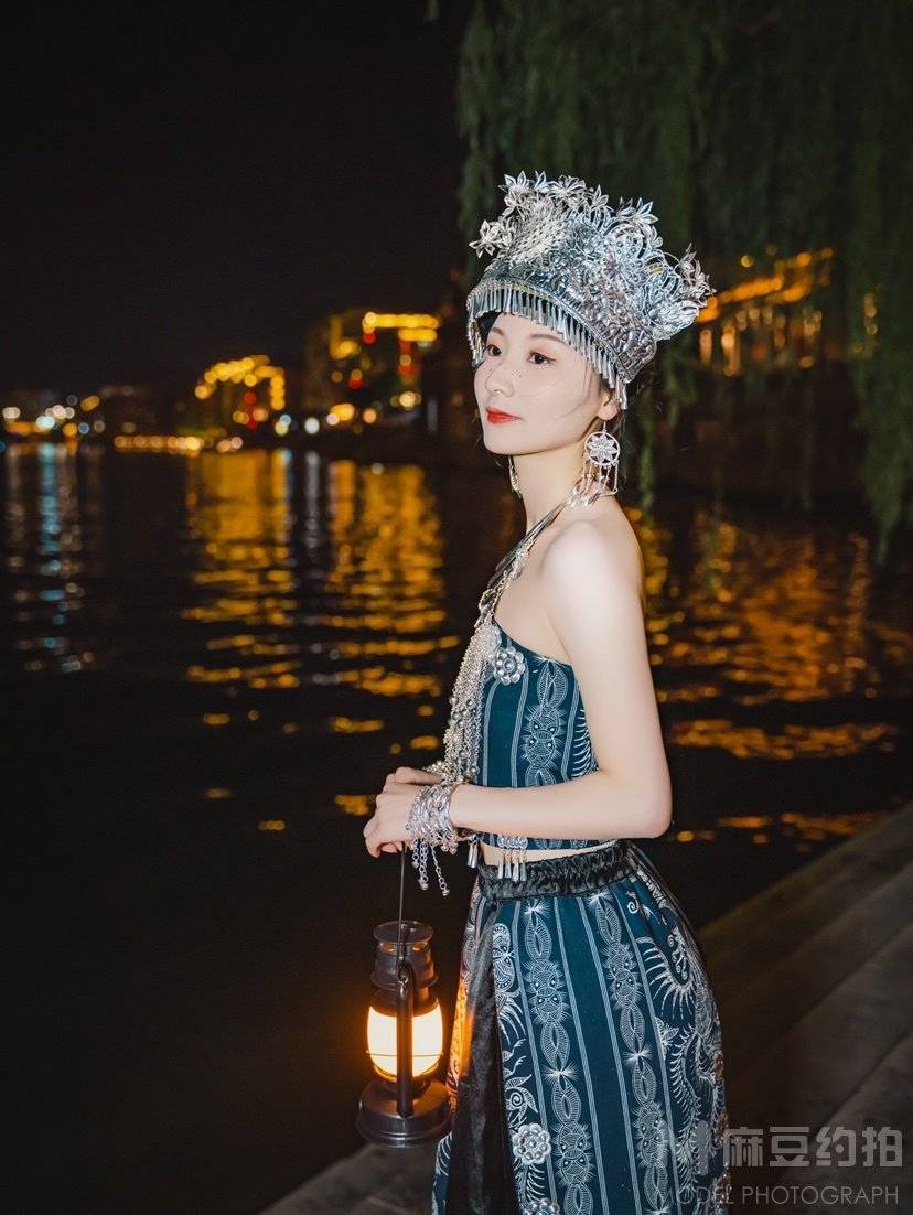 夜景模特