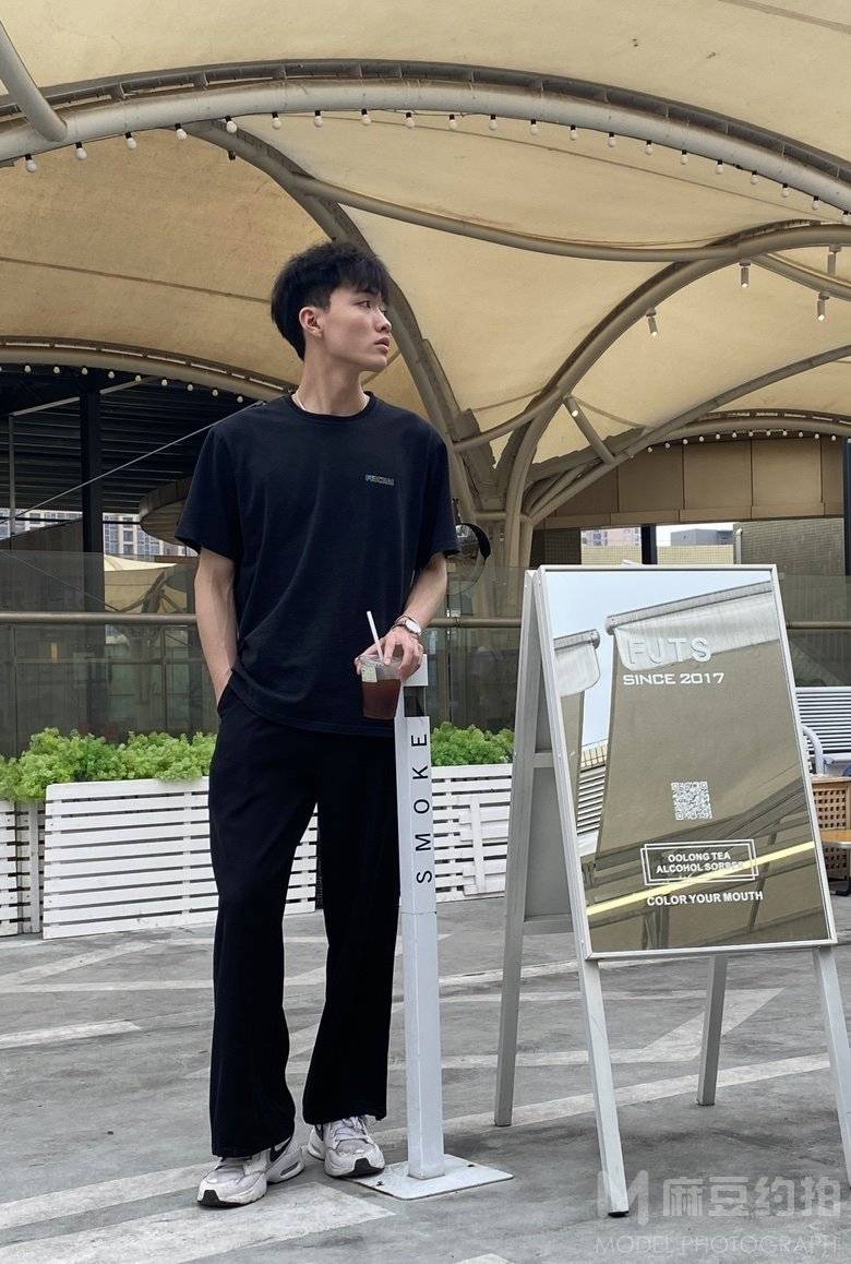 暗黑模特