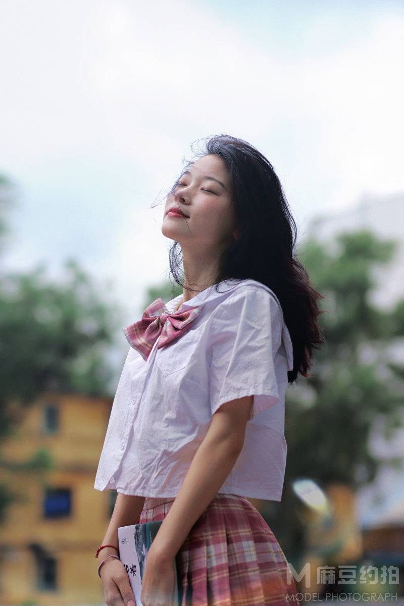 校园模特