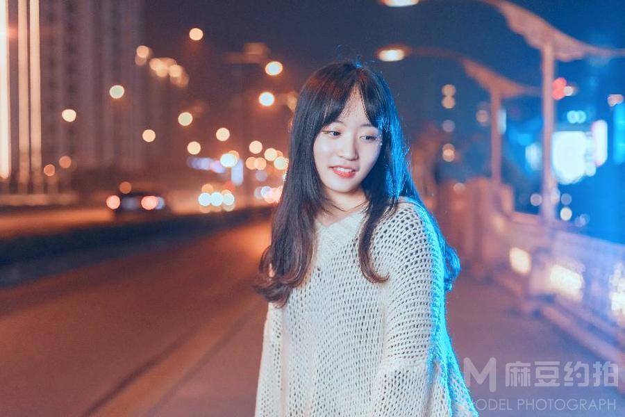夜景模特